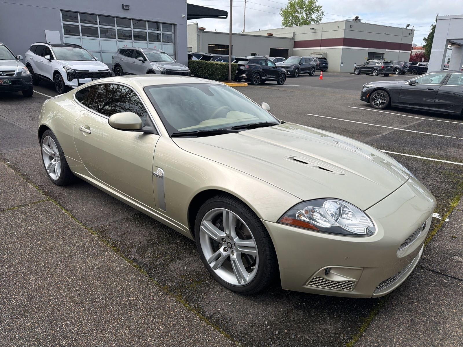 Used 2008 Jaguar XKR R image 3