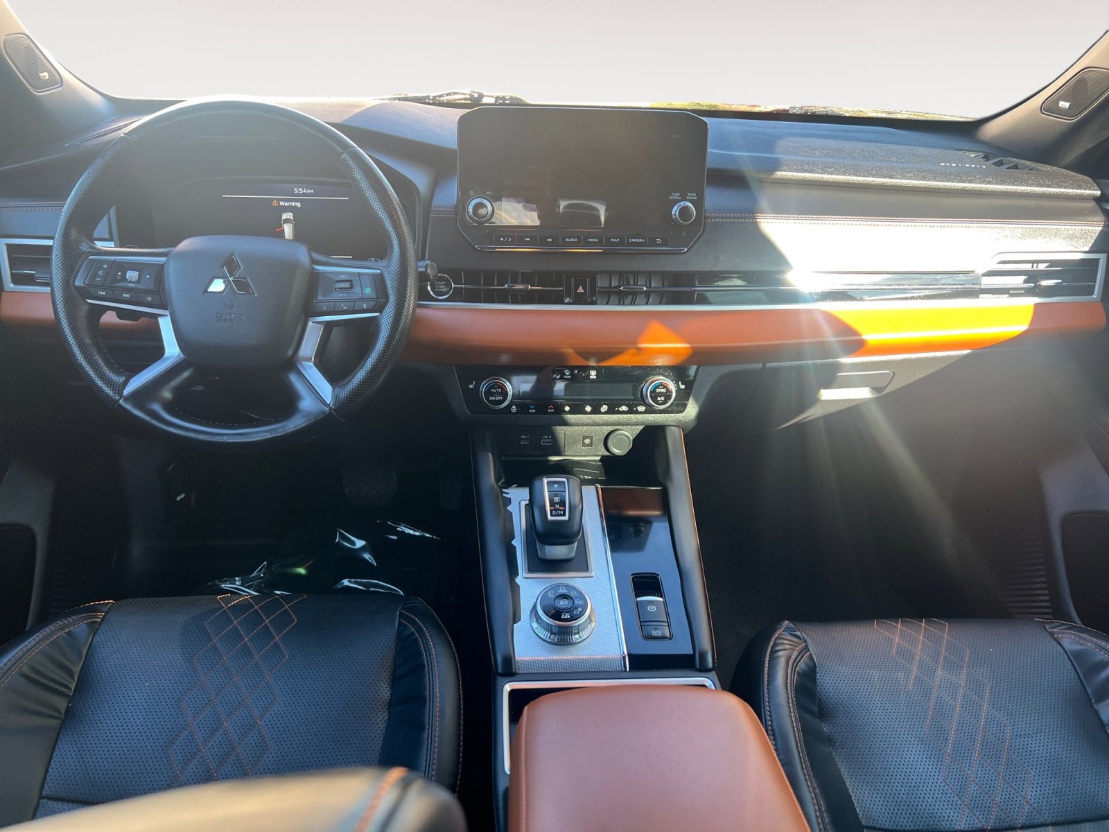 Used 2022 Mitsubishi Outlander SEL image 10