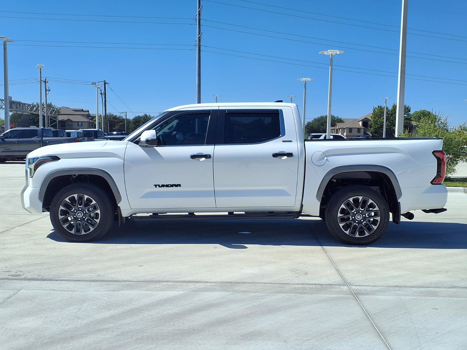 Used 2024 Toyota Tundra Limited AWD/4WD image 6