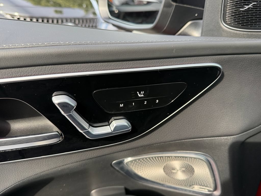 Used 2024 Mercedes-Benz C 300 4MATIC Sedan image 31