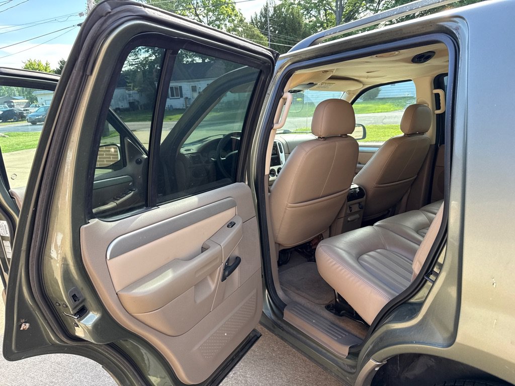 Used 2004 Mercury Mountaineer 2WD image 12