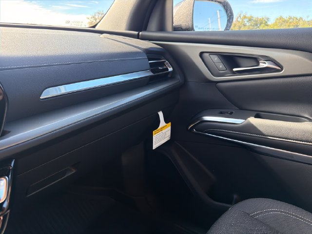 New 2027 Chevrolet Traverse LT w/ Midnight/Sport Edition FWD image 29