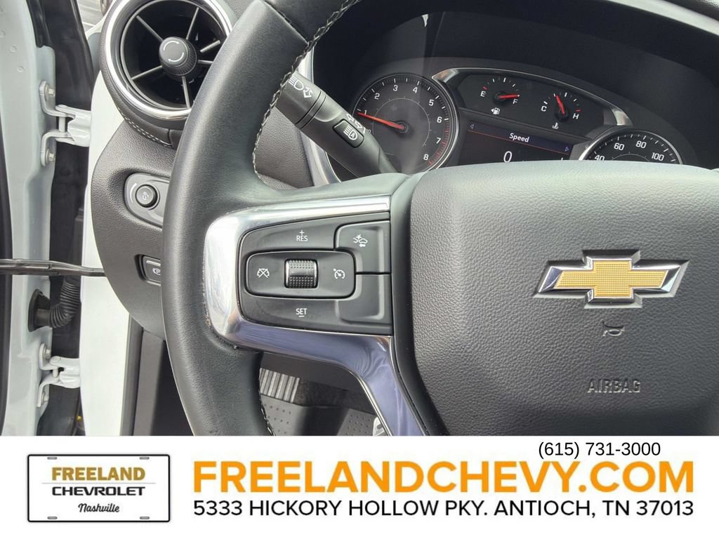 Used 2023 Chevrolet Blazer LT FWD image 27
