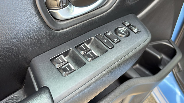 Used 2023 Honda Pilot TrailSport image 9