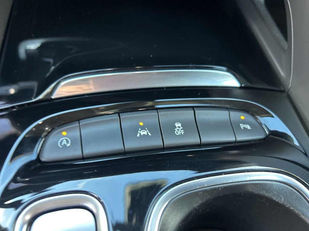 Used 2022 Buick Envision Preferred image 25