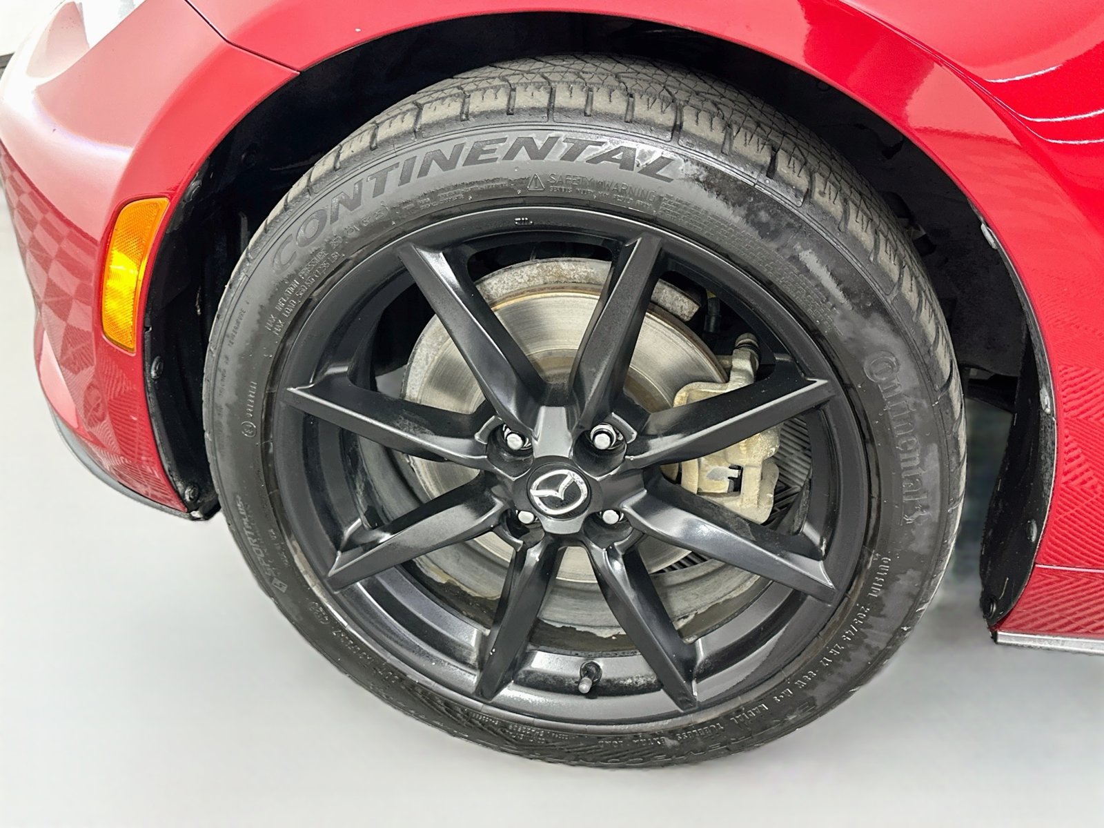 Used 2017 MAZDA MX-5 Miata RF Grand Touring RWD image 30