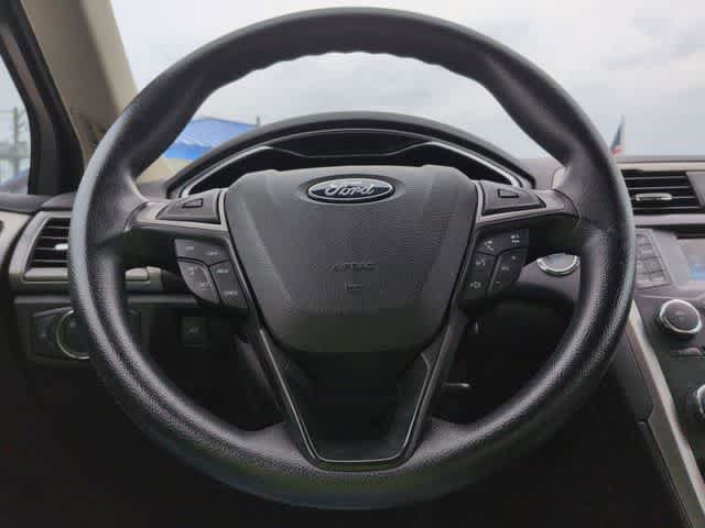 Used 2018 Ford Fusion S image 22