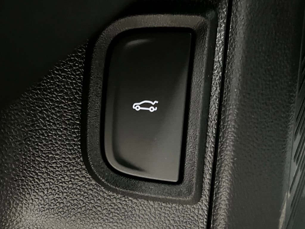 New 2026 Chevrolet Equinox RS w/ LPO, Floor Liner Package image 14