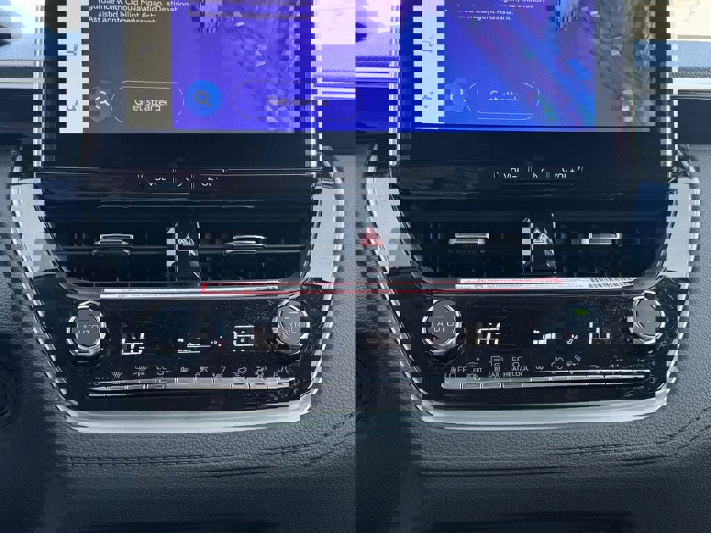 Certified 2026 Toyota Corolla Cross XLE w/ Convenience Package image 26