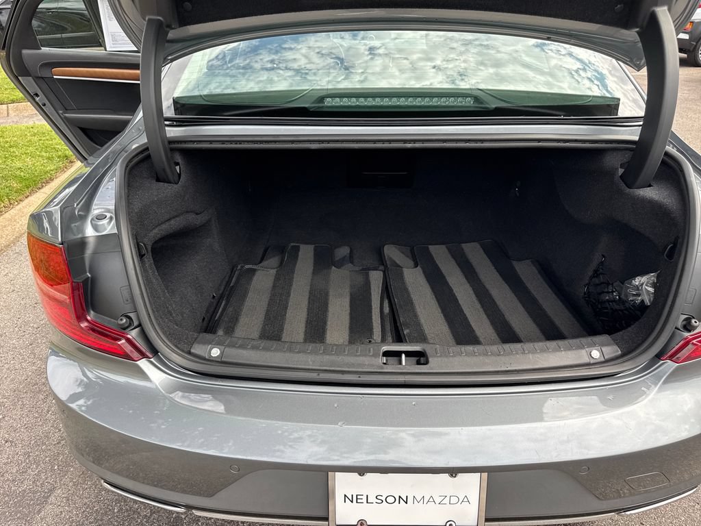 Used 2018 Volvo S90 T6 Inscription w/ Convenience Package AWD/4WD image 23