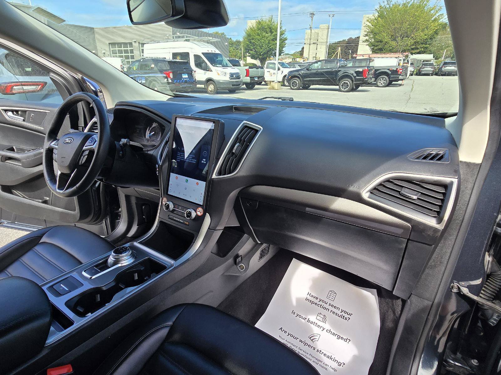 Used 2023 Ford Edge SEL AWD/4WD image 16