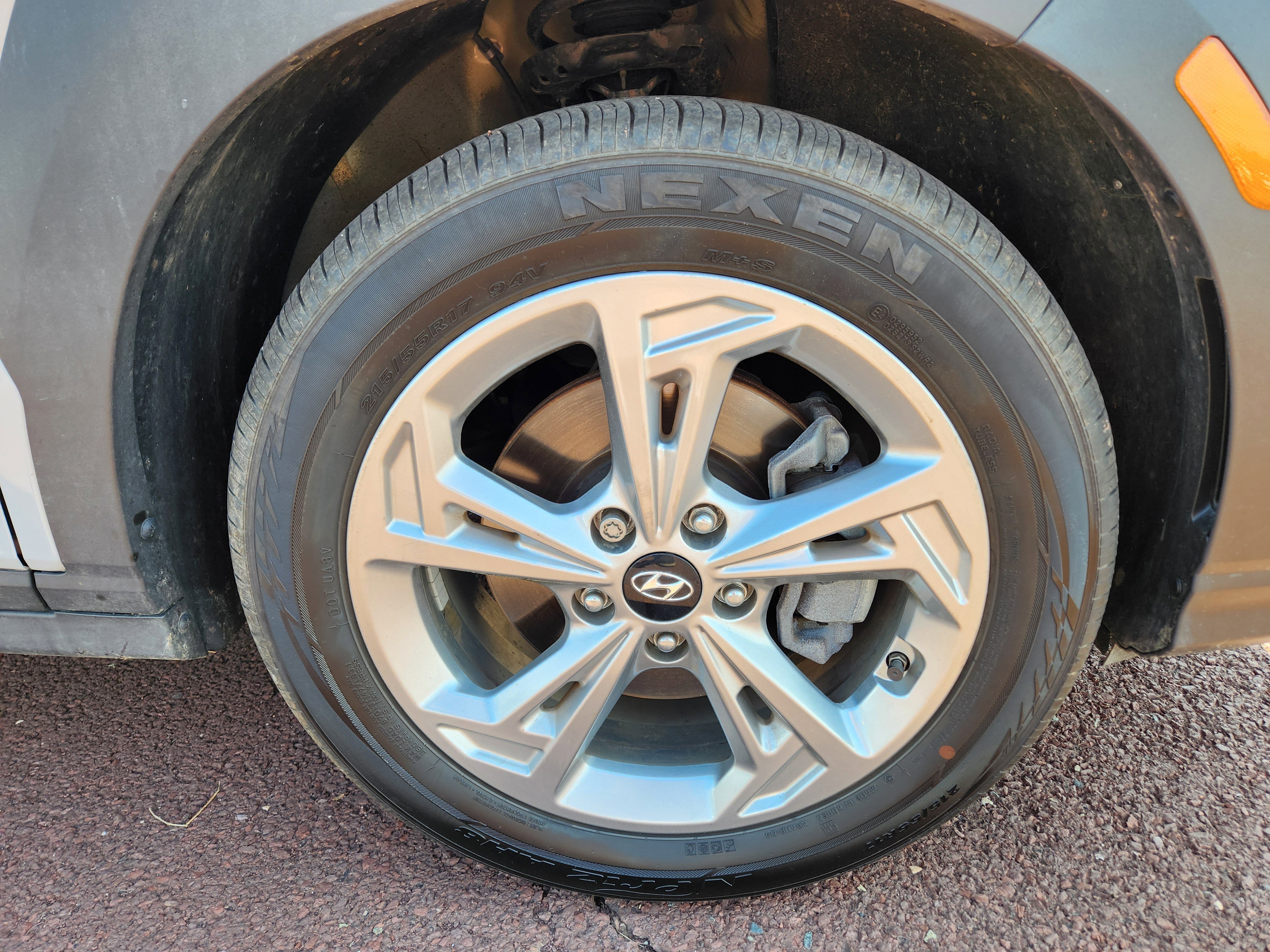 Certified 2023 Hyundai Kona SEL AWD/4WD image 7