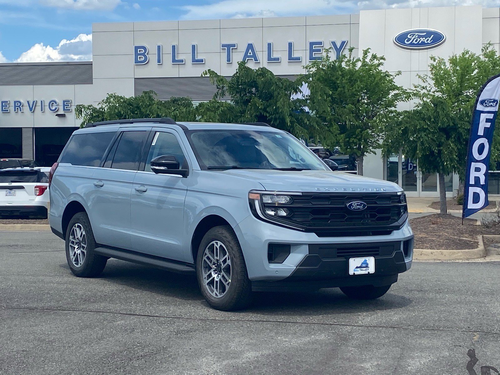 New 2026 Ford Expedition Max Active AWD/4WD image 2