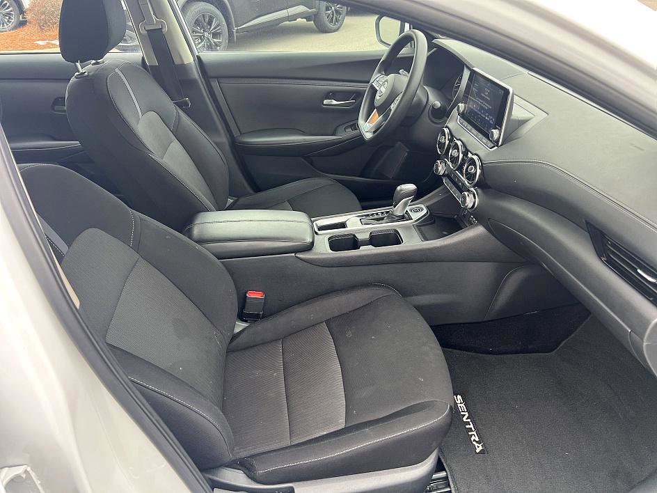 Certified 2024 Nissan Sentra SV image 17