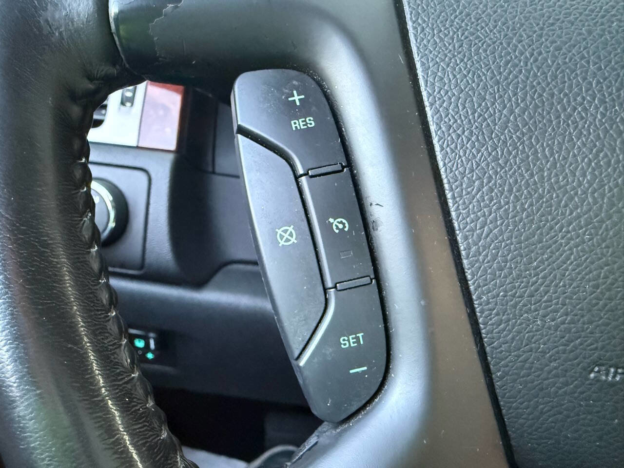 Used 2011 Chevrolet Silverado 2500 LTZ w/ LTZ Plus Package AWD/4WD image 40