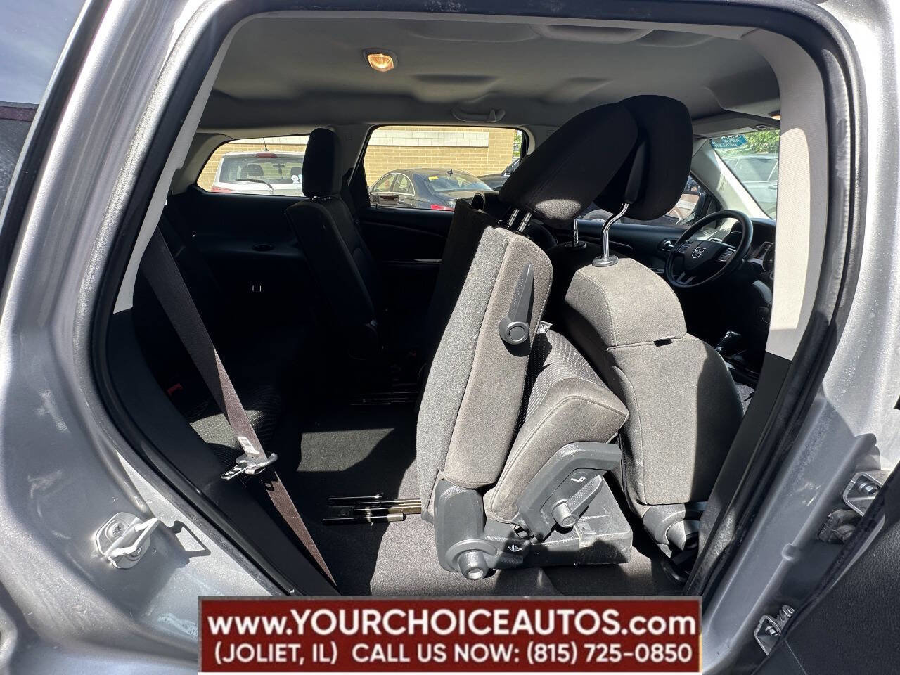 Used 2020 Dodge Journey SE image 23