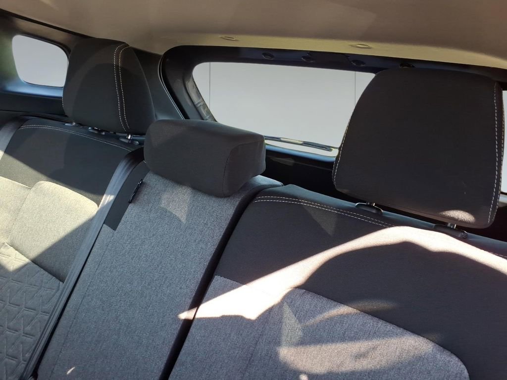 New 2026 Nissan Kicks SV w/ SV Premium Package FWD image 11