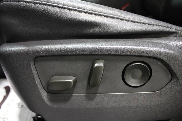 Used 2023 GMC Sierra 1500 SLT w/ SLT Premium Package image 24