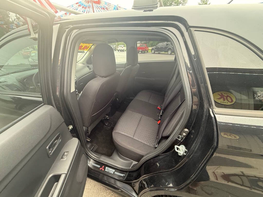 Used 2012 Mitsubishi Outlander Sport SE FWD image 8