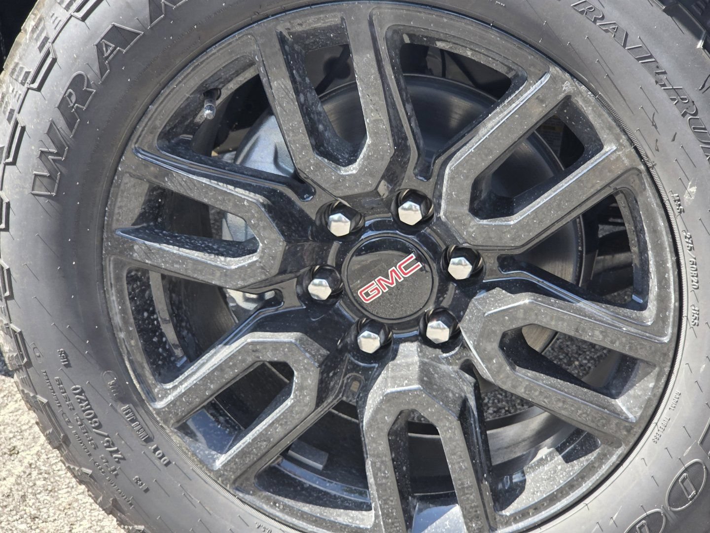 New 2026 GMC Sierra 1500 Elevation w/ Elevation Premium Package AWD/4WD image 13
