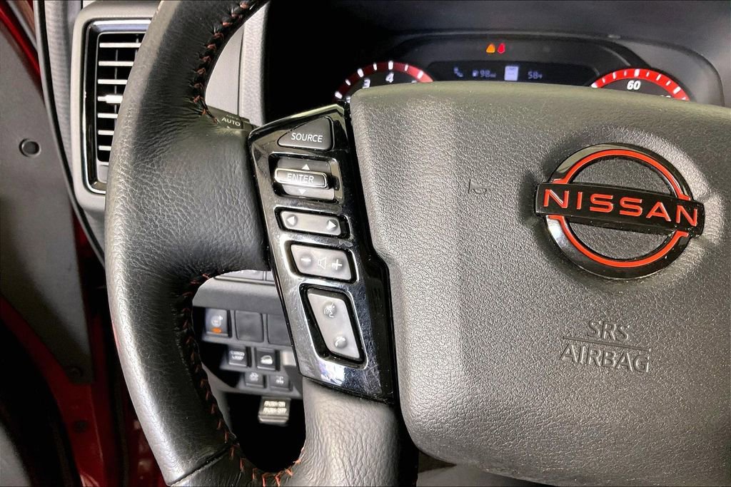 Used 2022 Nissan Frontier PRO-4X w/ Technology Package image 26
