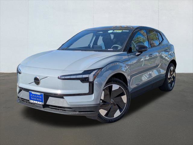 New 2025 Volvo EX30 Plus w/ Protection Package Premier