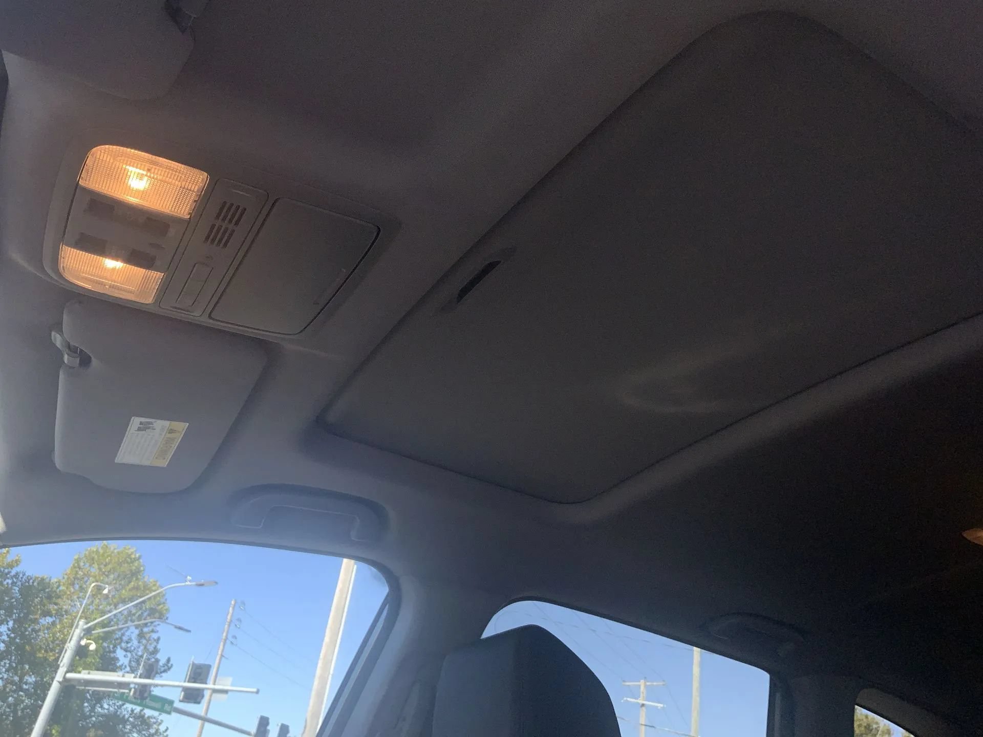 Used 2019 Honda CR-V EX-L image 16