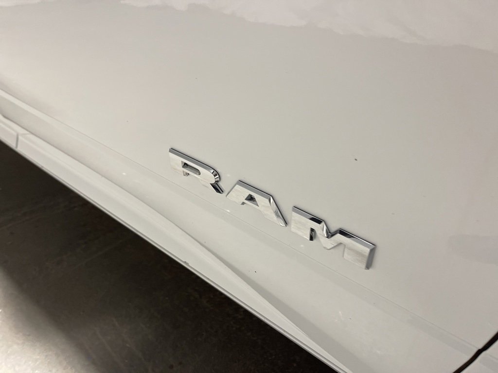 Used 2024 RAM 3500 SLT w/ Quick Order Package 2YG SLT image 11