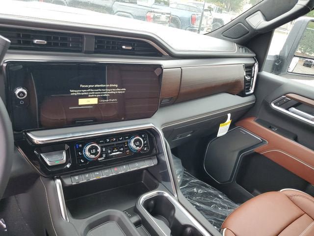 New 2026 GMC Sierra 3500 Denali Ultimate AWD/4WD image 28