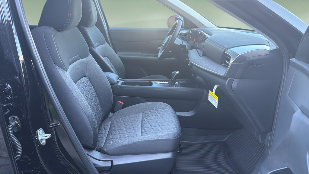 New 2026 Nissan Kicks SV w/ Cold Weather Package FWD image 11