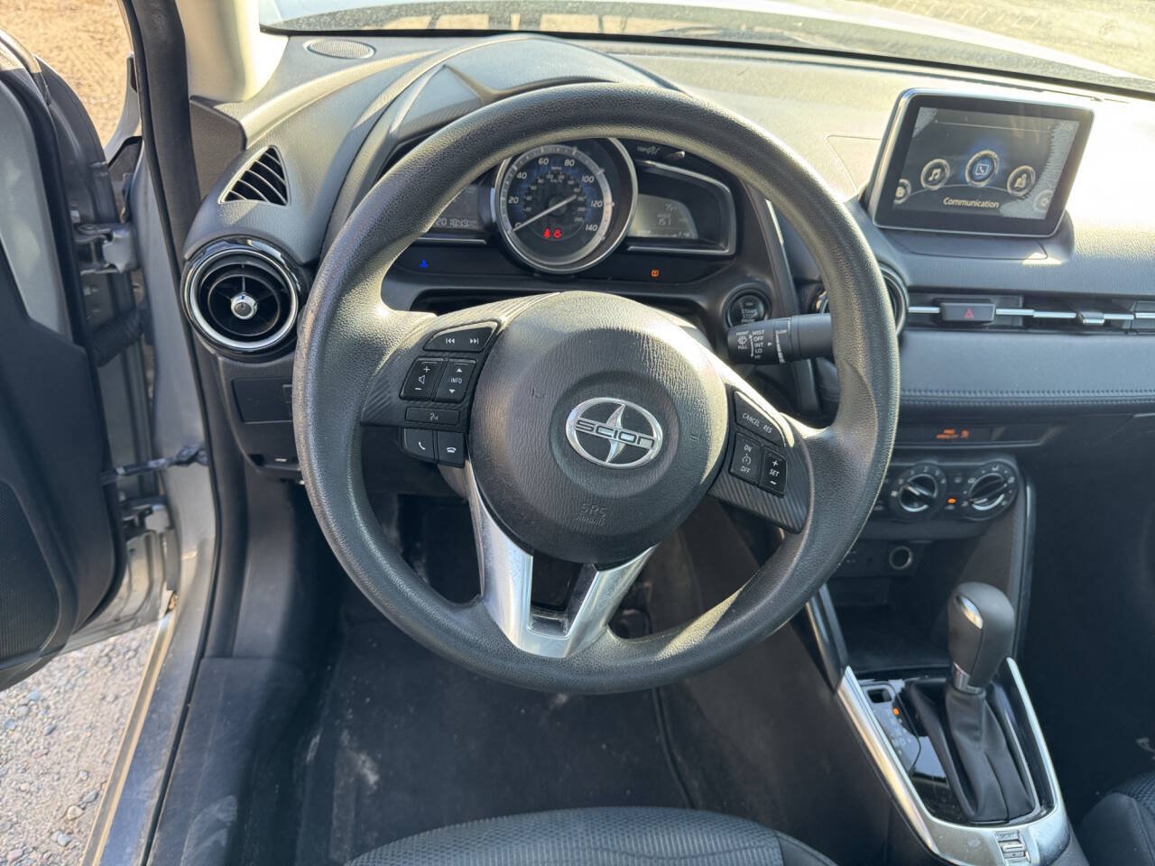 Used 2016 Scion iA FWD image 30
