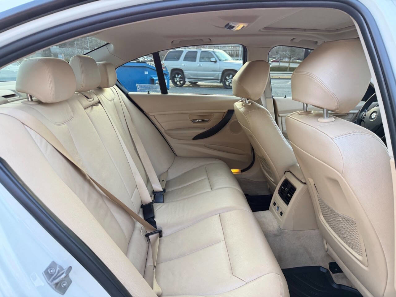 Used 2013 BMW 328i Sedan image 22