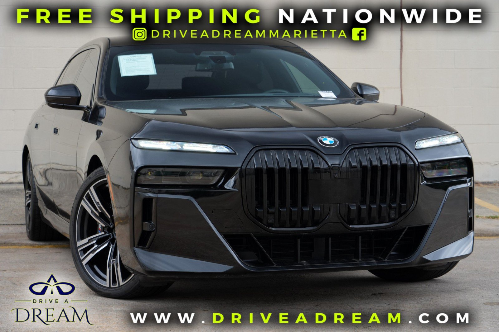 Used 2023 BMW 760i xDrive AWD/4WD image 2
