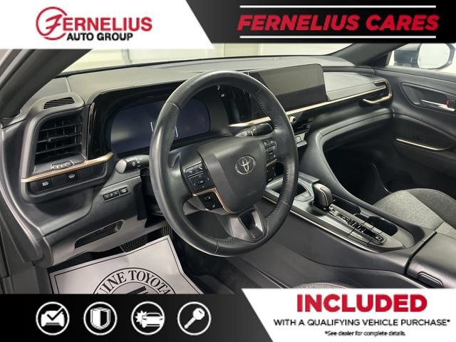 Used 2023 Toyota Crown AWD/4WD image 35