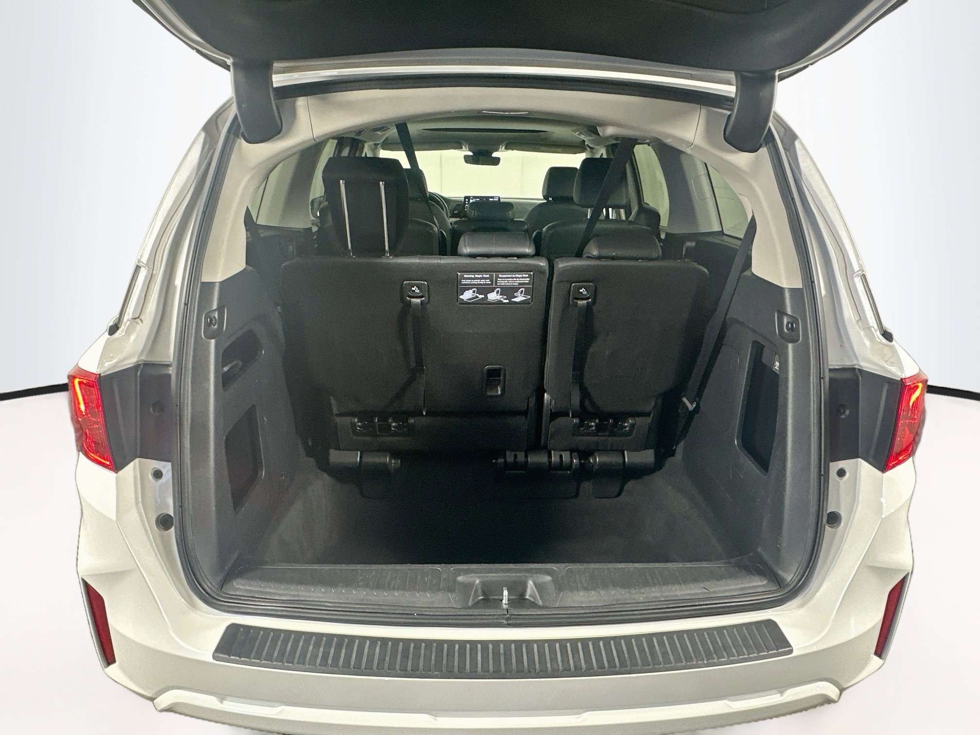 Used 2025 Honda Odyssey EX-L image 30