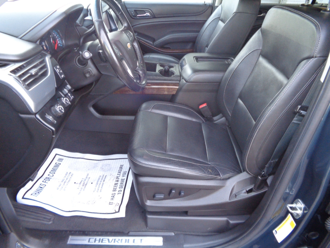 Used 2019 Chevrolet Suburban LT w/ Luxury Package image 21