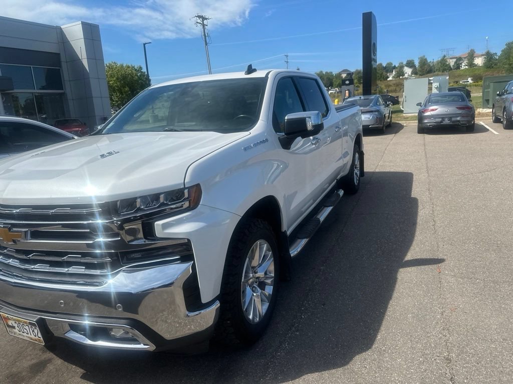 Used 2020 Chevrolet Silverado 1500 LTZ w/ LTZ Premium Package AWD/4WD image 2