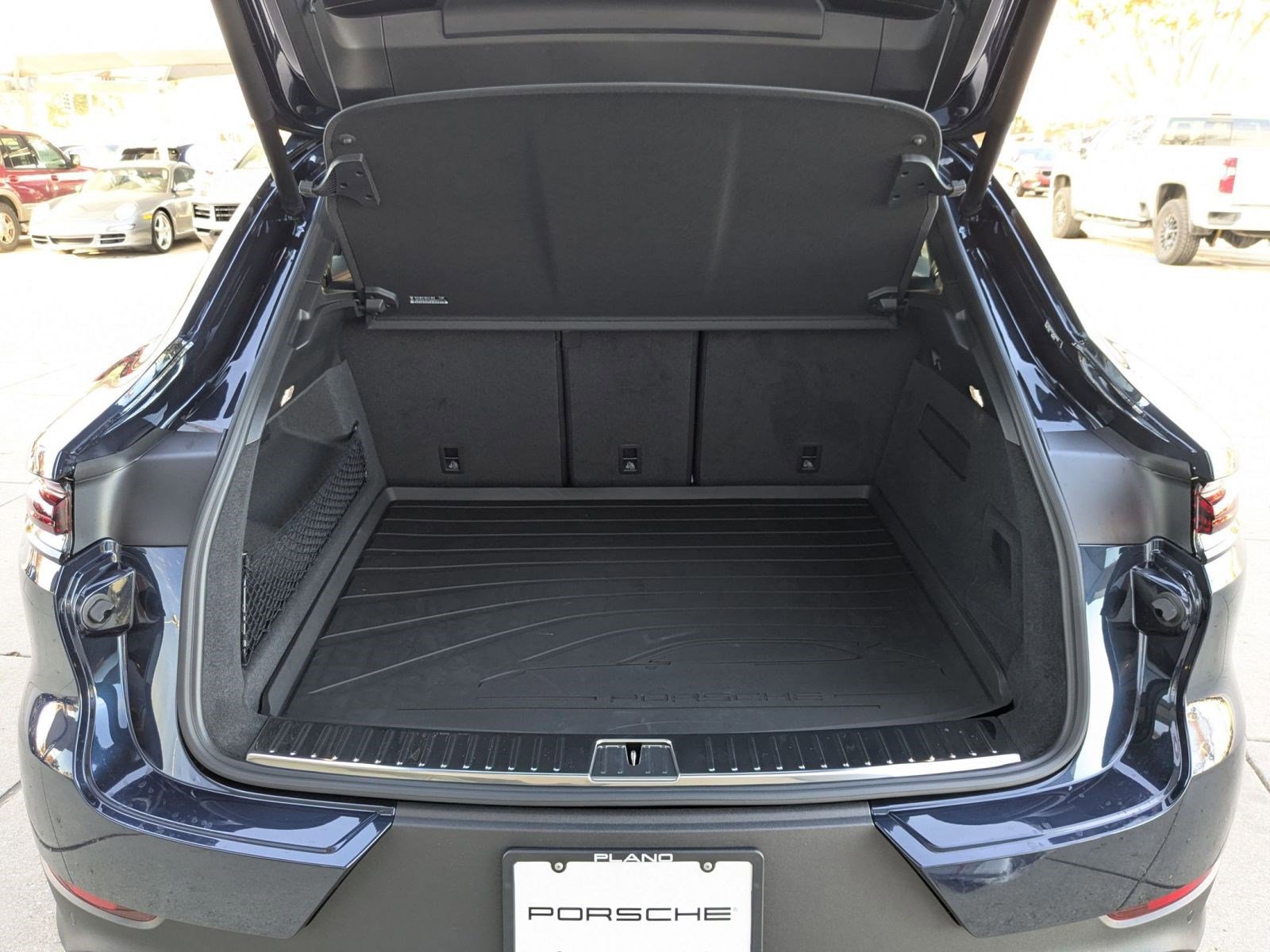 New 2026 Porsche Cayenne Coupe image 23