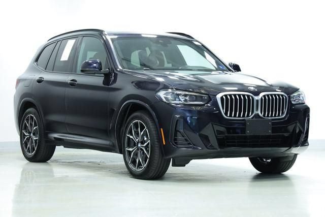 Used 2023 BMW X3 xDrive30i w/ M Sport Package AWD/4WD image 3