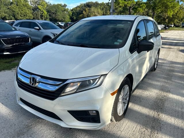 Used 2018 Honda Odyssey LX image 2