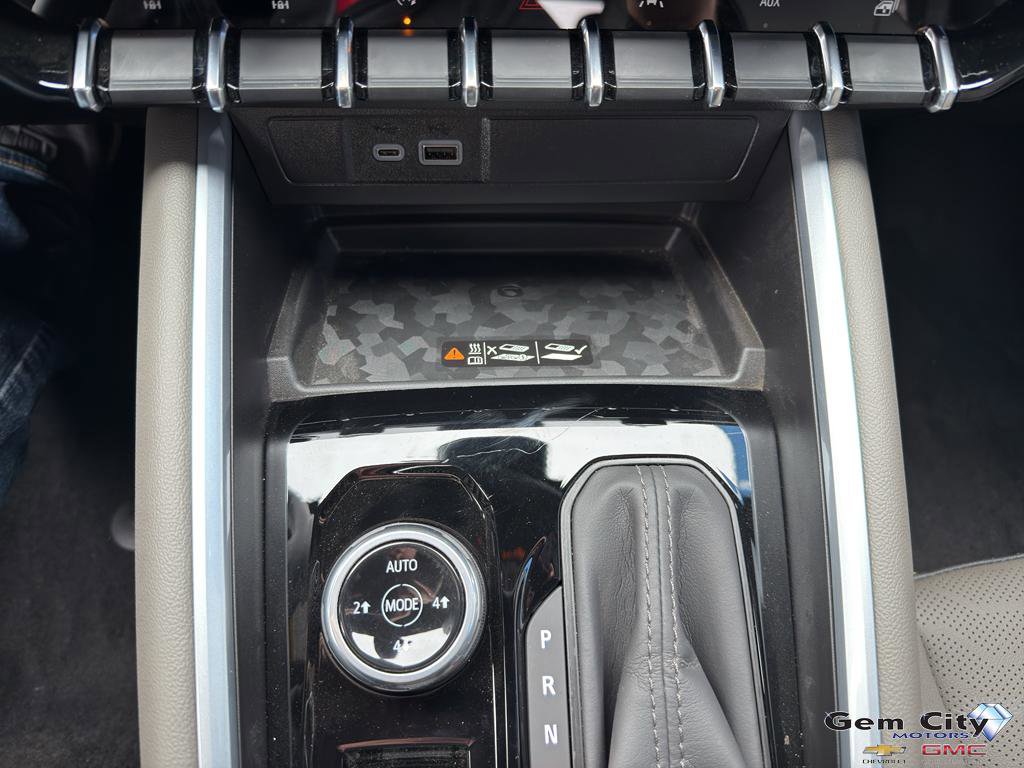 New 2026 Chevrolet Colorado ZR2 w/ Technology Package AWD/4WD image 18