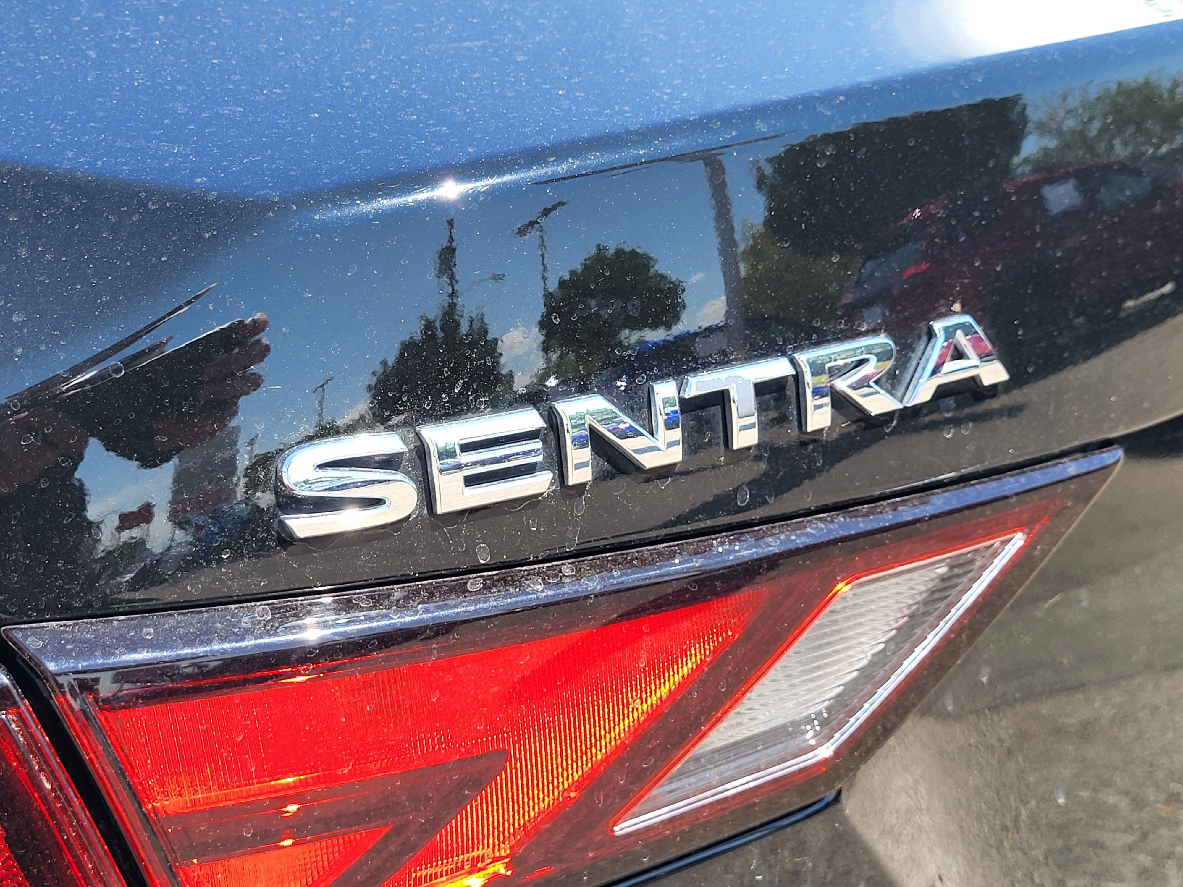 Certified 2025 Nissan Sentra SV FWD image 13