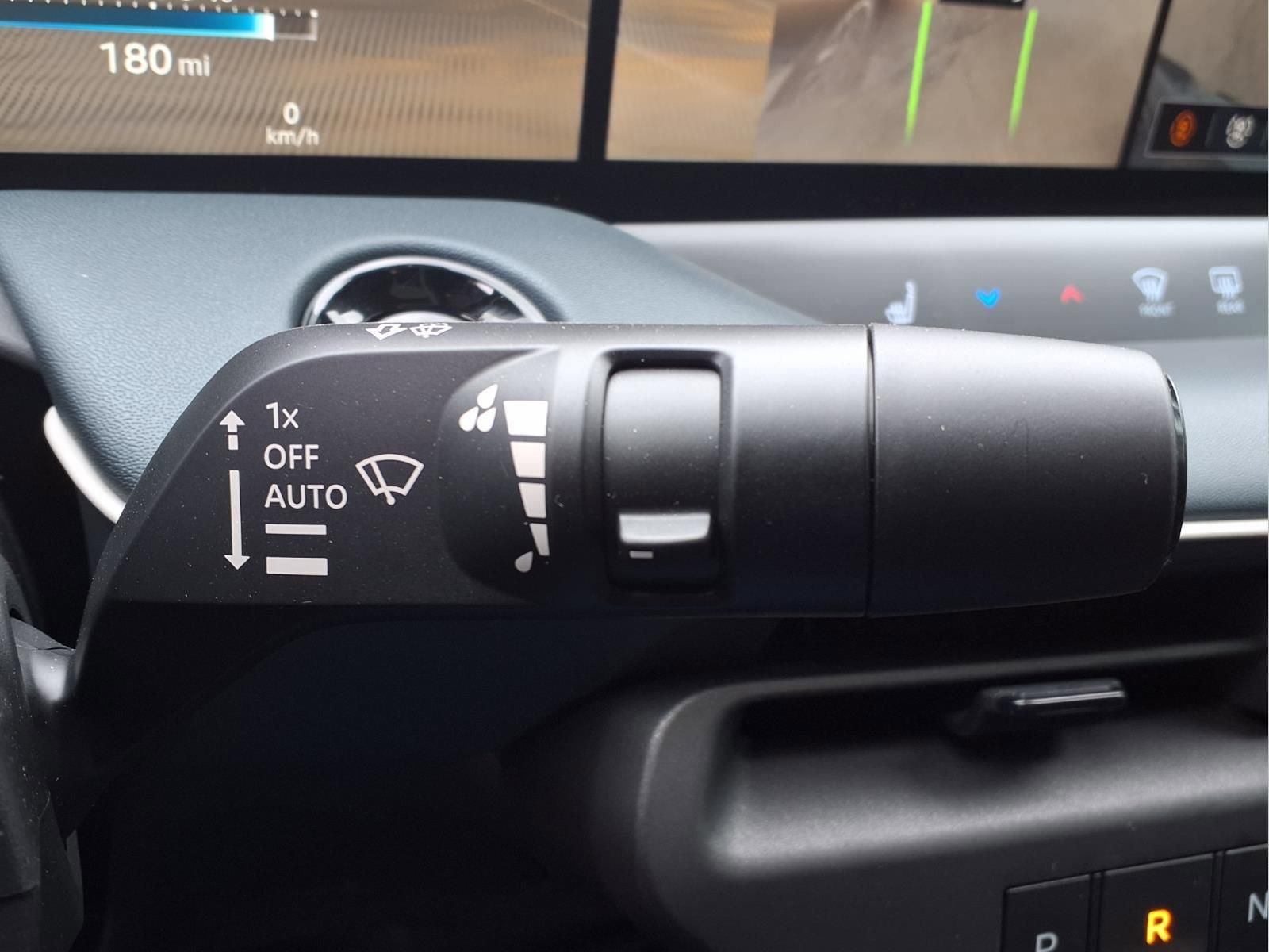 New 2026 Nissan Leaf Platinum+ w/ Cargo Package (Platinum+) image 10