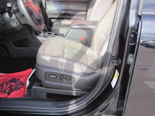 Used 2019 Ford Flex SEL w/ Equipment Group 202A FWD image 11