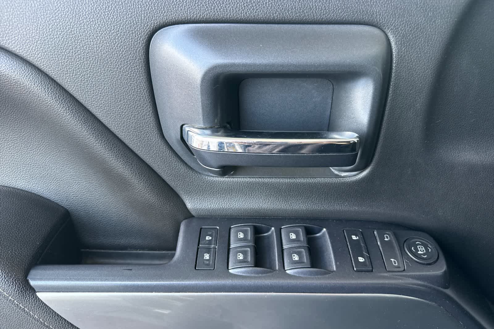 Used 2014 Chevrolet Silverado 1500 LT AWD/4WD image 12