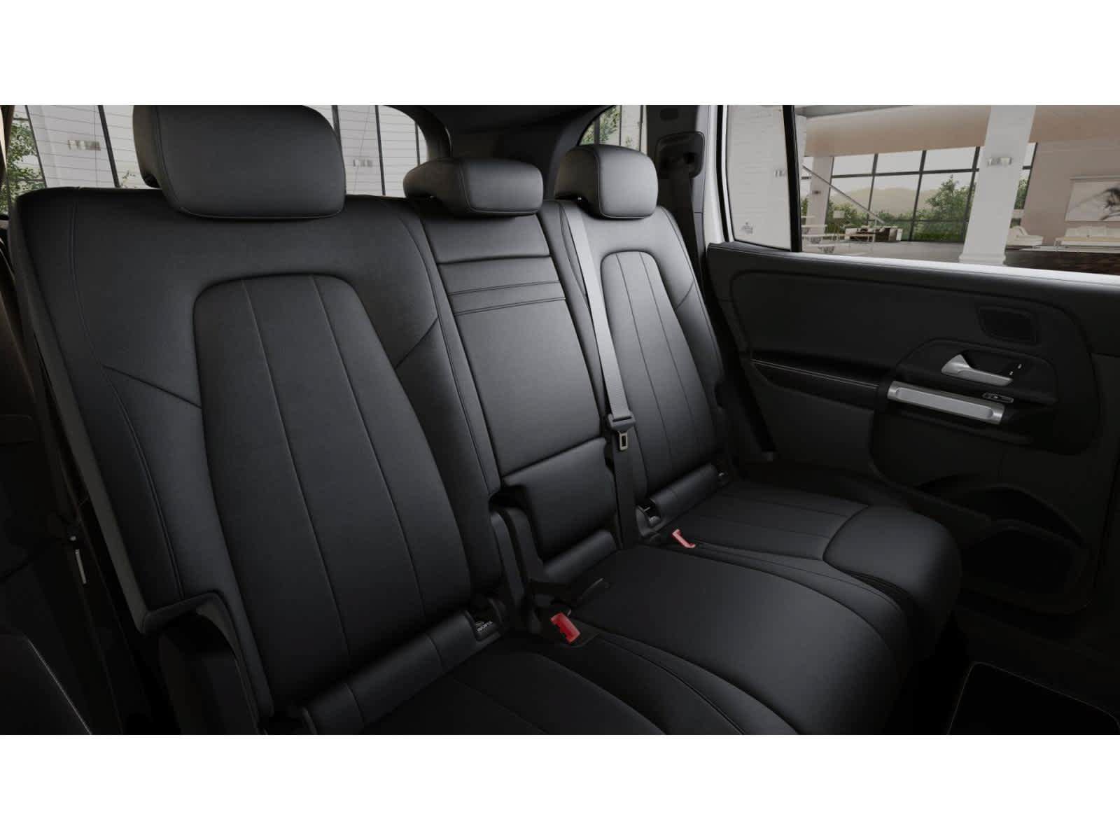 New 2026 Mercedes-Benz GLB 250 4MATIC image 4
