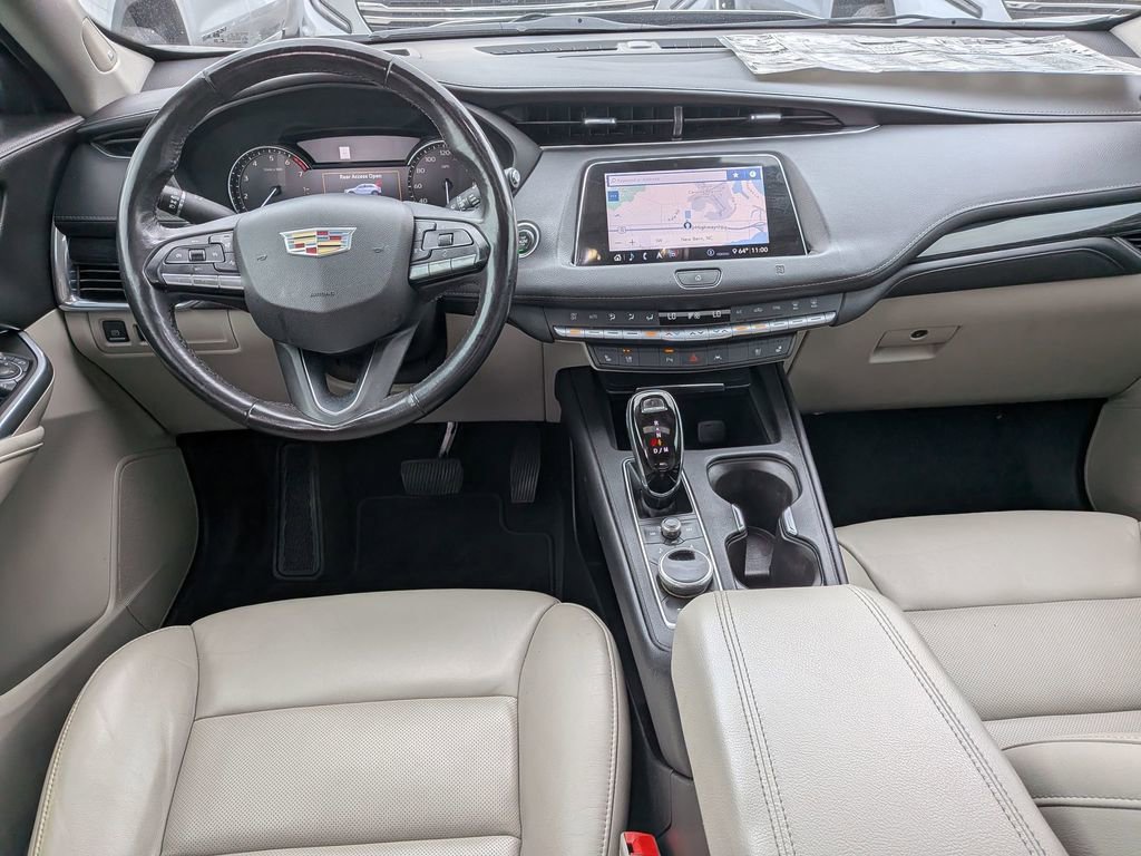 Used 2020 Cadillac XT4 Premium Luxury FWD image 24