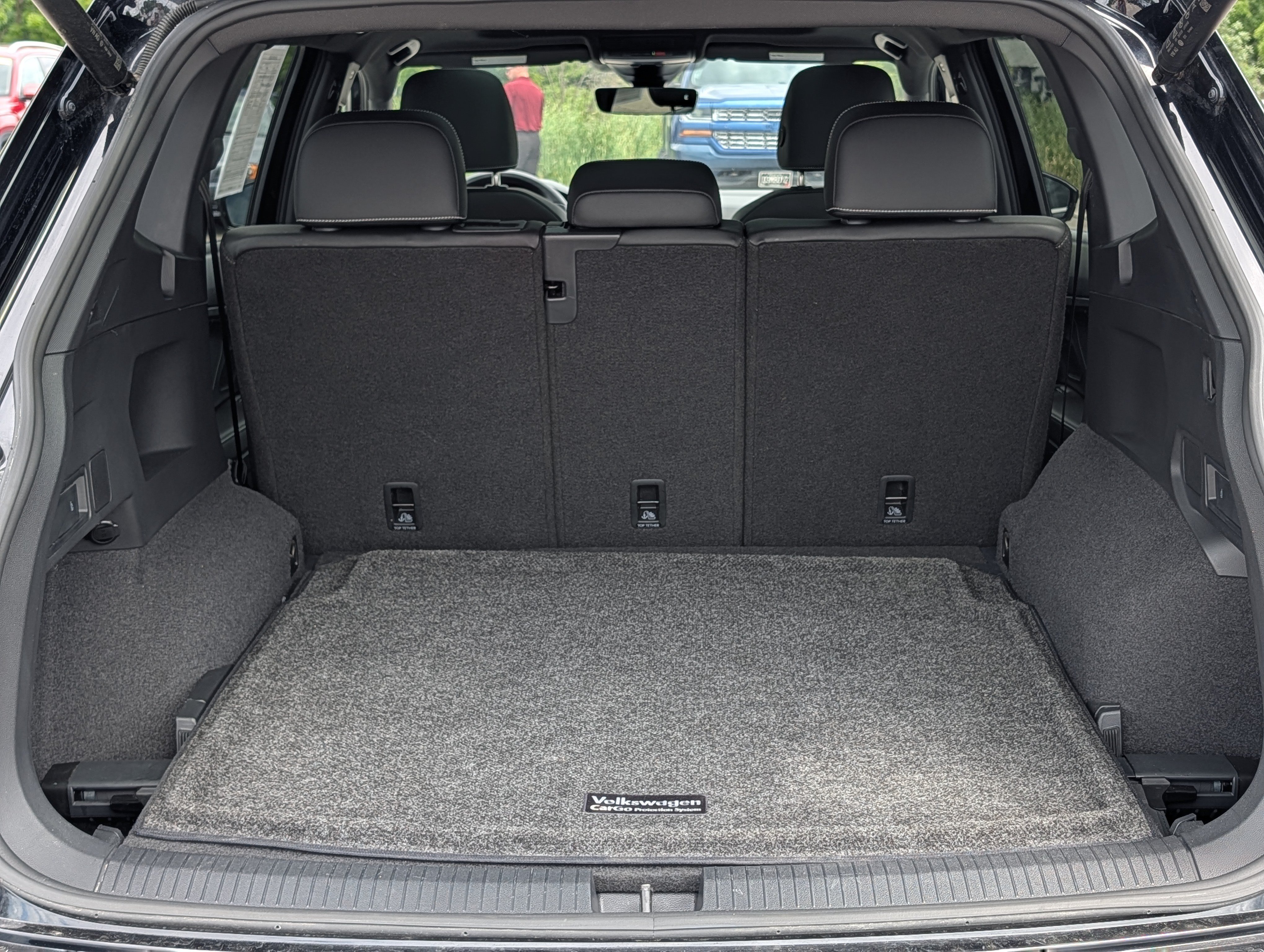 Certified 2023 Volkswagen Tiguan SEL R-Line AWD/4WD image 18
