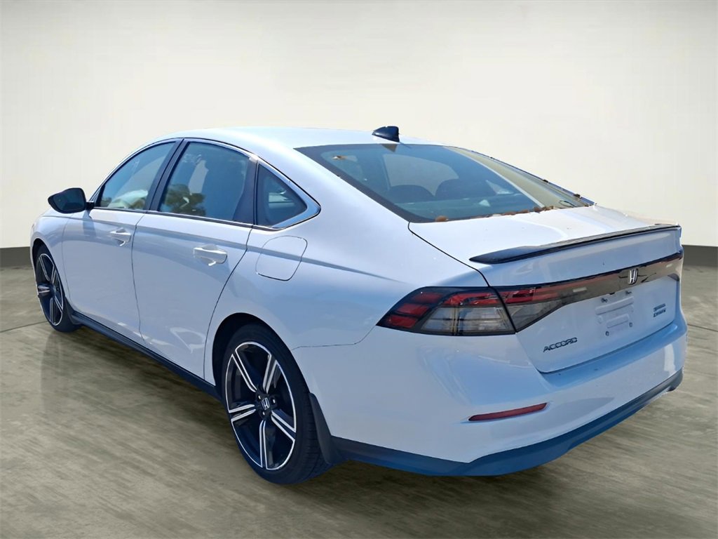 Certified 2023 Honda Accord Sport image 3