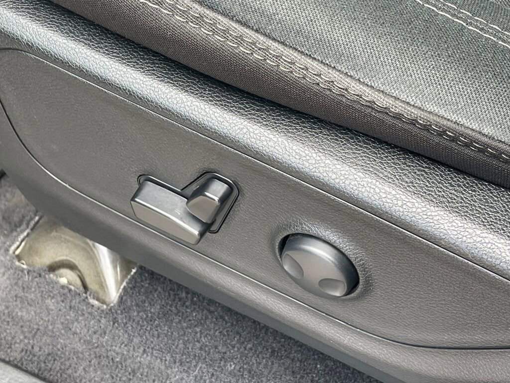 Used 2025 RAM 1500 Big Horn image 7